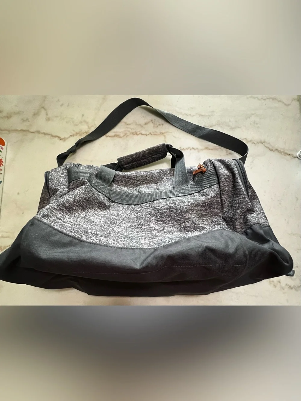 Adidas Defender Duffle Bag Gym Bag Travel Bag Gray/Gold EUC